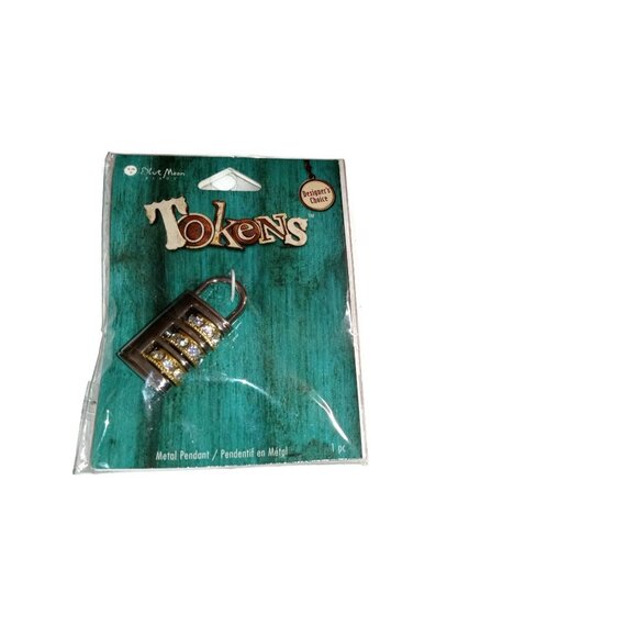 NOS Lot of Seven Pieces- Collection of Tokens and Charms - Picture 6 of 10